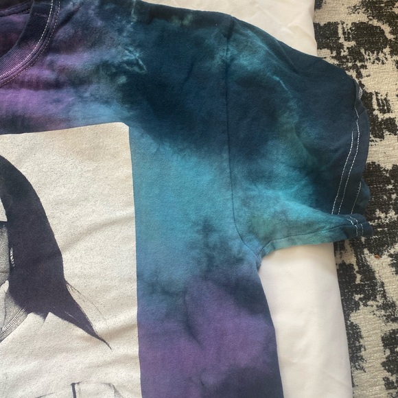 Graphic tee - Picture 4 of 5